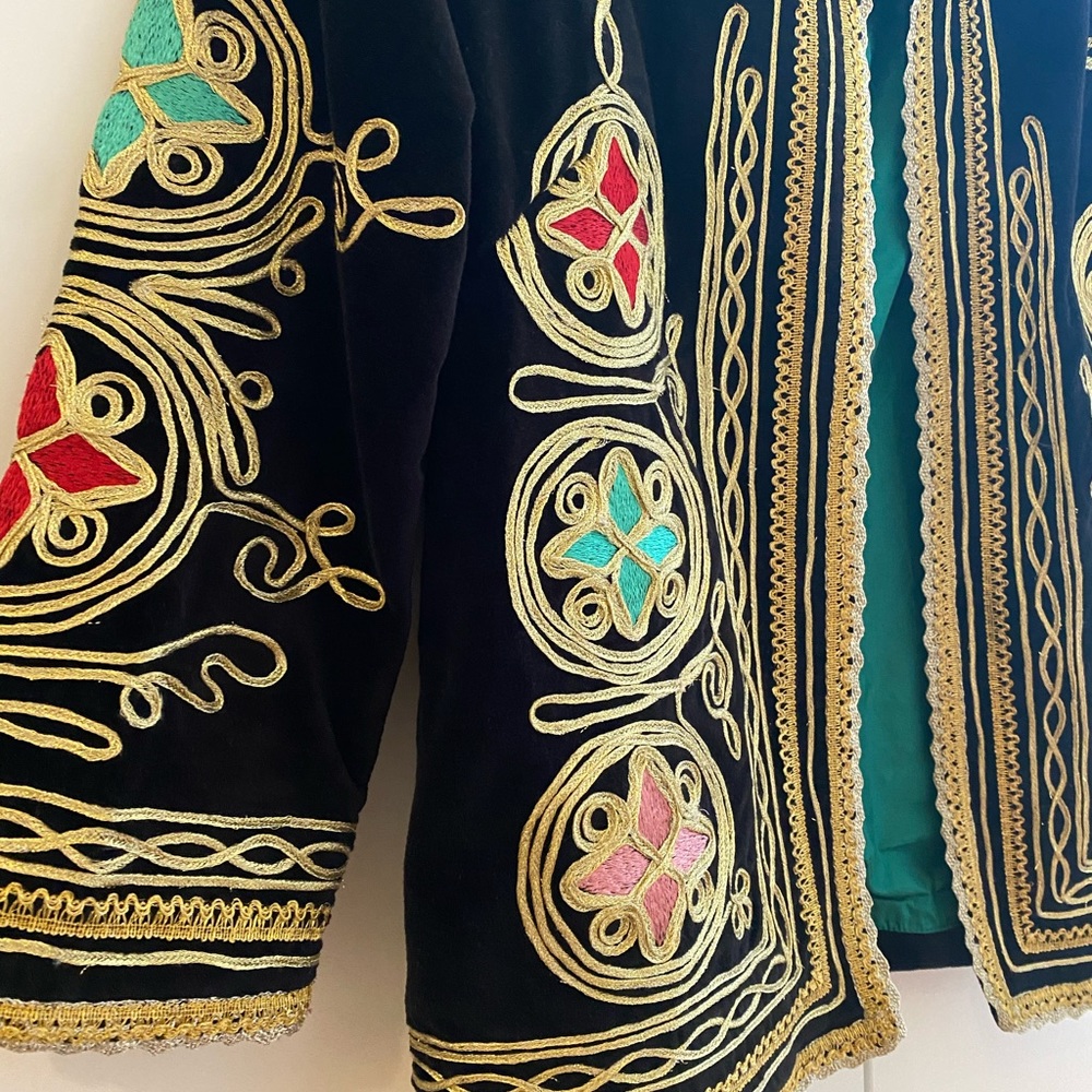 Original Jacket. Excellent Condition. - image 1